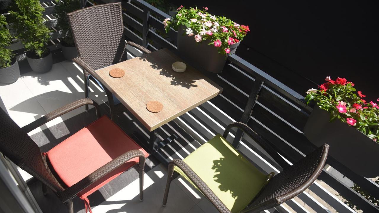 Ni Dekart Apartment מראה חיצוני תמונה